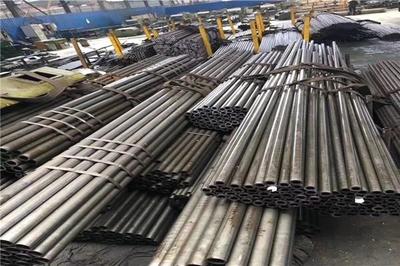 融璽鋼鐵 匠心鑄造，無(wú)縫鋼管的卓越之路